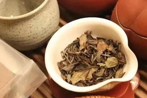 老白茶會影響睡眠嗎 老白茶會上火嗎 老白茶會影響睡眠嗎 老白茶會上火嗎