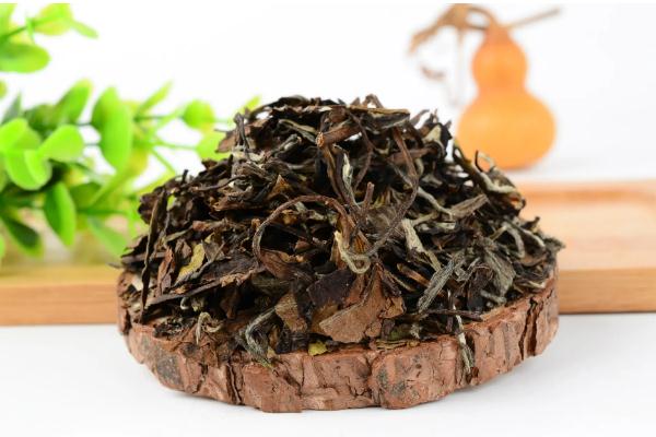 老白茶會(huì)苦嗎 喝老白茶會(huì)失眠嗎 老白茶會(huì)苦嗎 喝老白茶會(huì)失眠嗎