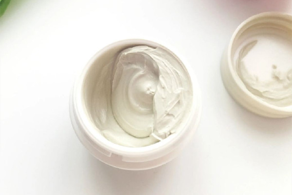 科顏氏白泥有刺痛感是正常的嗎 科顏氏白泥要建立耐受嗎 科顏氏白泥有刺痛感是正常的嗎 科顏氏白泥要建立耐受嗎