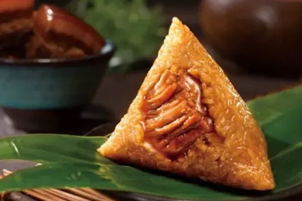 生粽子要泡多久可以煮 生粽子泡一晚上會(huì)壞嗎 生粽子要泡多久可以煮 生粽子泡一晚上會(huì)壞嗎