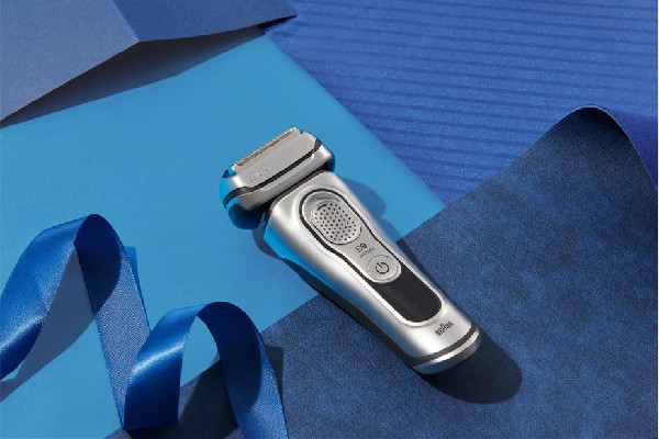 剃須刀會刮傷皮膚嗎 剃須刀要怎么用 剃須刀會刮傷皮膚嗎 剃須刀要怎么用