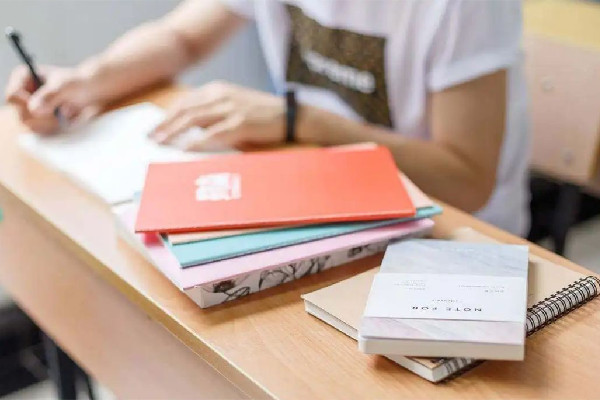 考研是先報(bào)學(xué)校還是先考試 考研怎么選擇學(xué)校還有專業(yè) 考研是先報(bào)學(xué)校還是先考試 考研怎么選擇學(xué)校還有專業(yè)