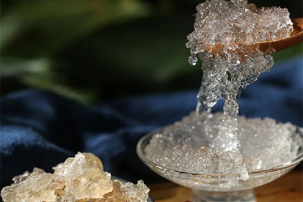 雪燕泡發(fā)多久合適 雪燕用熱水泡還是冷水泡 雪燕泡發(fā)多久合適 雪燕用熱水泡還是冷水泡