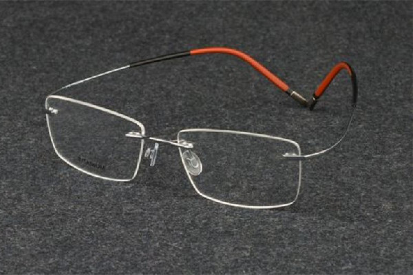 無框眼鏡會不會更顯檔次 無框眼鏡適合什么臉型 無框眼鏡會不會更顯檔次 無框眼鏡適合什么臉型