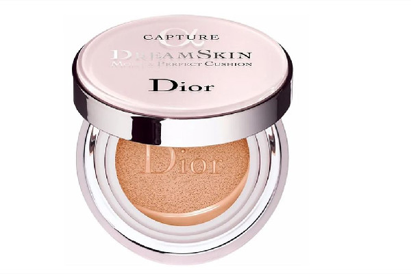 迪奧氣墊on和1n的區(qū)別 迪奧氣墊可以防曬嗎 迪奧氣墊on和1n的區(qū)別 迪奧氣墊可以防曬嗎