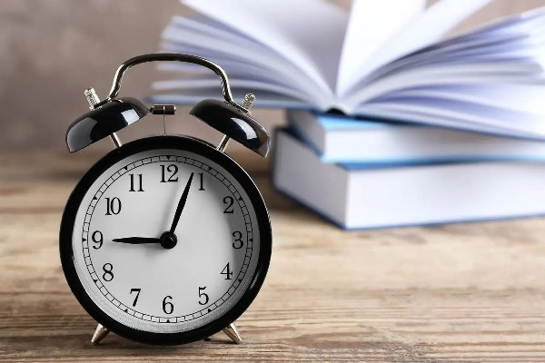 考研要不要報(bào)輔導(dǎo)班 考研自己學(xué)和報(bào)輔導(dǎo)班差距很大嗎 考研要不要報(bào)輔導(dǎo)班 考研自己學(xué)和報(bào)輔導(dǎo)班差距很大嗎