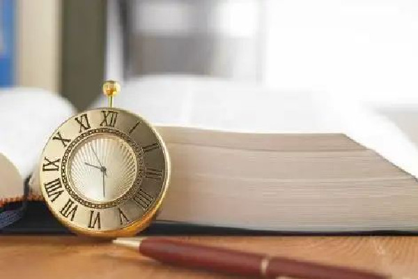 考研要不要報(bào)輔導(dǎo)班 考研自己學(xué)和報(bào)輔導(dǎo)班差距很大嗎 考研要不要報(bào)輔導(dǎo)班 考研自己學(xué)和報(bào)輔導(dǎo)班差距很大嗎