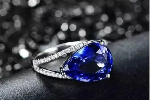 藍寶石等級怎么分 藍寶石買多大的好 藍寶石等級怎么分 藍寶石買多大的好