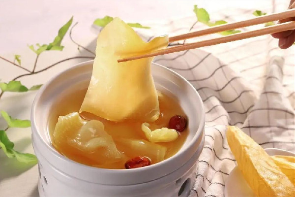 花膠和什么煲湯最合適 花膠燉湯會(huì)融化嗎 花膠和什么煲湯最合適 花膠燉湯會(huì)融化嗎