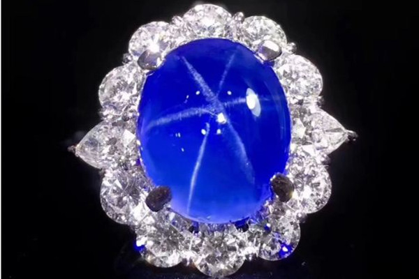 藍(lán)寶石多少錢(qián)一克 藍(lán)寶石多少克以上有收藏價(jià)值 藍(lán)寶石多少錢(qián)一克 藍(lán)寶石多少克以上有收藏價(jià)值