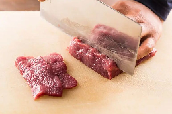 菜刀是鐵的好還是不銹鋼的好 菜刀買什么材質(zhì)的好 菜刀是鐵的好還是不銹鋼的好 菜刀買什么材質(zhì)的好