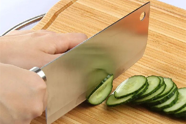 菜刀是鐵的好還是不銹鋼的好 菜刀買什么材質(zhì)的好 菜刀是鐵的好還是不銹鋼的好 菜刀買什么材質(zhì)的好