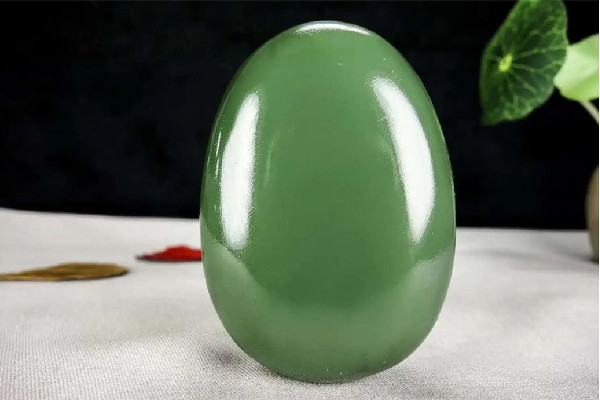 和田玉怎么鑒定真假識別 和田玉有證書是真的嗎 和田玉怎么鑒定真假識別 和田玉有證書是真的嗎