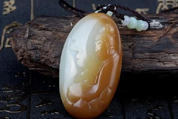 和田玉有幾種顏色 和田玉有綠色的嗎 和田玉有幾種顏色 和田玉有綠色的嗎