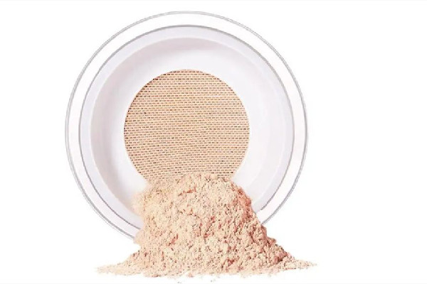 定妝粉和定妝噴霧可以一起使用嗎 ?定妝粉和定妝噴霧哪個(gè)好用 定妝粉和定妝噴霧可以一起使用嗎 ?定妝粉和定妝噴霧哪個(gè)好用