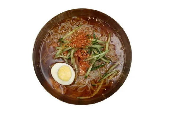 冷面煮好過水后放多久不坨 冷面煮好后泡著還是撈出來(lái) 冷面煮好過水后放多久不坨 冷面煮好后泡著還是撈出來(lái)