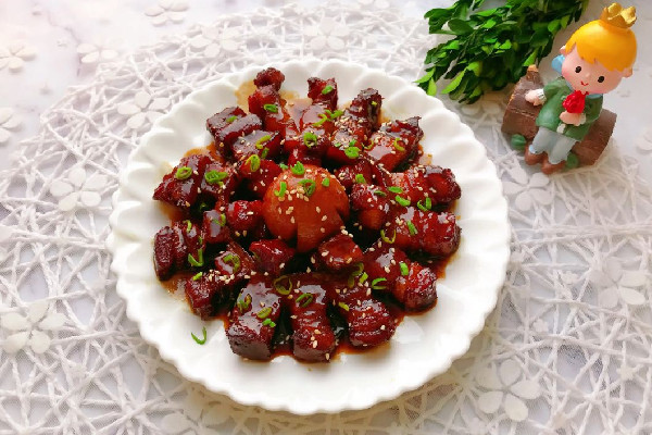 紅燒肉糖色用油炒還是用水炒 紅燒肉糖色怎么熬 紅燒肉糖色用油炒還是用水炒 紅燒肉糖色怎么熬