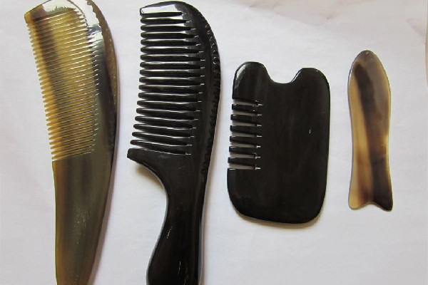 牛角梳的價(jià)格一般是多少 牛角梳怎么辨別真假 牛角梳的價(jià)格一般是多少 牛角梳怎么辨別真假