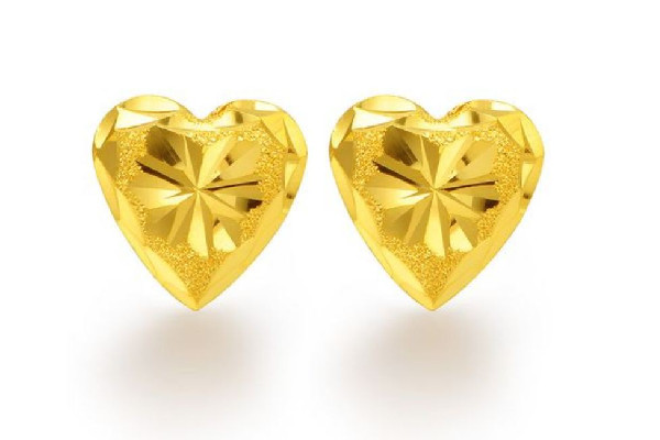 黃金耳釘買什么款式的好看 黃金耳釘買直針的好還是彎針的好 黃金耳釘買什么款式的好看 黃金耳釘買直針的好還是彎針的好