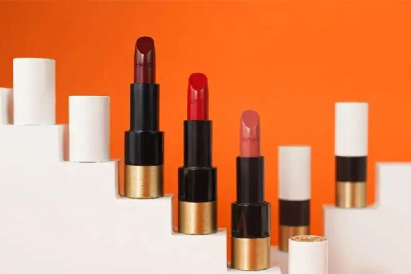 口紅怎么分辨好壞 口紅不掉色對身體有害嗎 口紅怎么分辨好壞 口紅不掉色對身體有害嗎