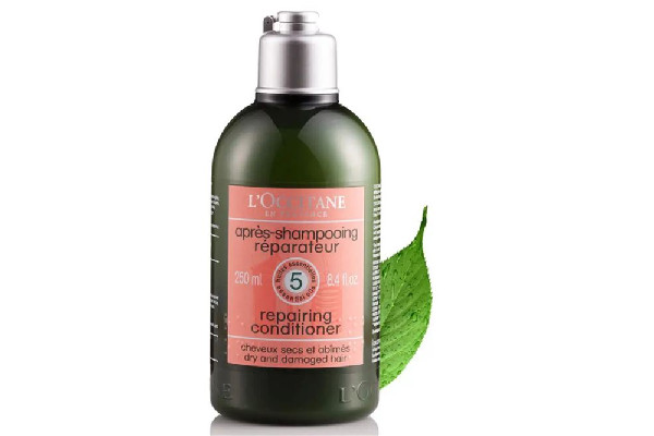 護(hù)發(fā)素用在頭皮上會怎么樣 ?護(hù)發(fā)素直接接觸頭皮危害