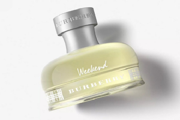 巴寶莉香水有些什么味道 巴寶莉香水有幾個(gè)系列 巴寶莉香水有些什么味道 巴寶莉香水有幾個(gè)系列