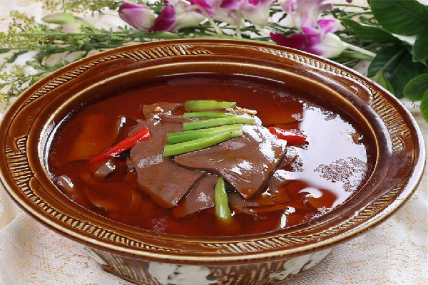 鴨血變質(zhì)了是什么樣的 鴨血有黑色斑點怎么回事 鴨血變質(zhì)了是什么樣的 鴨血有黑色斑點怎么回事