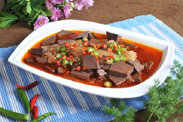 鴨血有孔好還是沒孔好 鴨血買哪種好 鴨血有孔好還是沒孔好 鴨血買哪種好