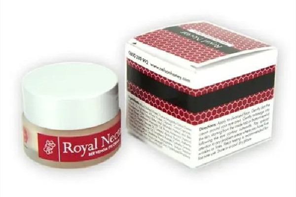 眼霜是順時針還是逆時針涂抹 眼霜怎么涂抹比較正確 眼霜是順時針還是逆時針涂抹 眼霜怎么涂抹比較正確