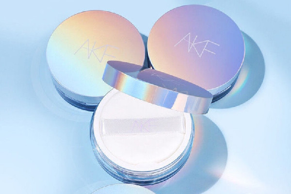 akf散粉怎么辨別真假 akf散粉用洗面奶能洗掉嗎 akf散粉怎么辨別真假 akf散粉用洗面奶能洗掉嗎