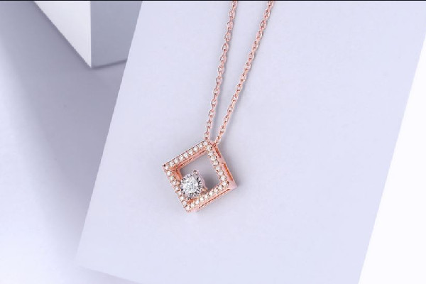 玫瑰金項鏈多少錢一條 玫瑰金項鏈哪個品牌好 玫瑰金項鏈多少錢一條 玫瑰金項鏈哪個品牌好