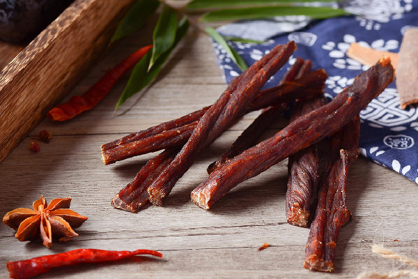 牛肉干咬不動什么原因 牛肉干可以補充蛋白質(zhì)嗎 牛肉干咬不動什么原因 牛肉干可以補充蛋白質(zhì)嗎