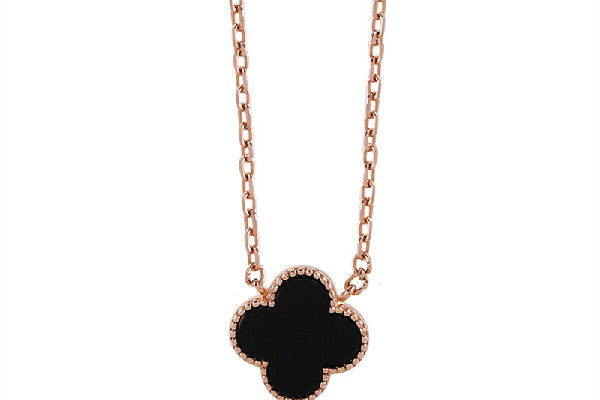 玫瑰金項鏈要每天摘下來嗎 玫瑰金項鏈需要注意什么 玫瑰金項鏈要每天摘下來嗎 玫瑰金項鏈需要注意什么