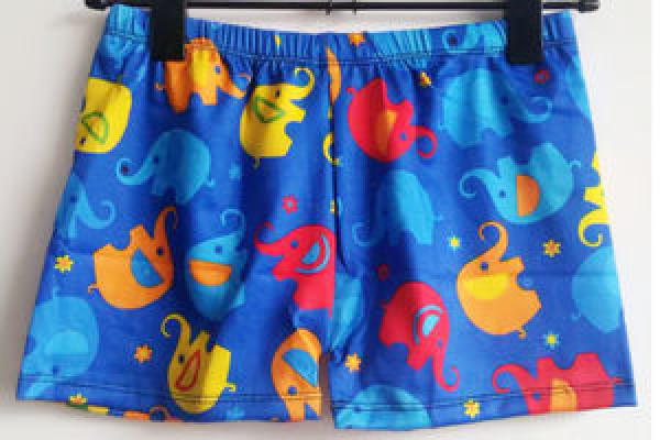 游泳褲是什么面料做的 游泳褲和內褲的區(qū)別