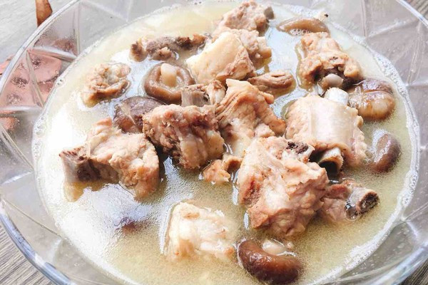 排骨湯里面放什么食材最好 排骨湯用砂鍋燉多久最好 排骨湯里面放什么食材最好 排骨湯用砂鍋燉多久最好