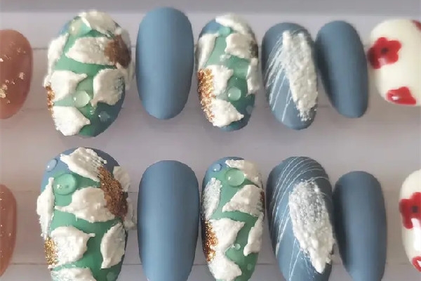 美甲片是硬的好還是軟的好 美甲片買什么樣的合適 美甲片是硬的好還是軟的好 美甲片買什么樣的合適