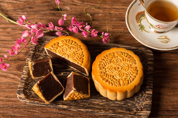 月餅皮的堿水怎么勾兌 月餅皮放多少堿水 月餅皮的堿水怎么勾兌 月餅皮放多少堿水