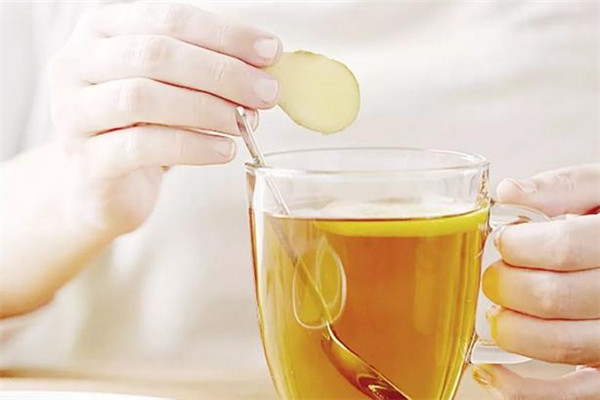 蜂蜜水止咳嗎 蜂蜜水對咽喉炎有幫助嗎 蜂蜜水止咳嗎 蜂蜜水對咽喉炎有幫助嗎