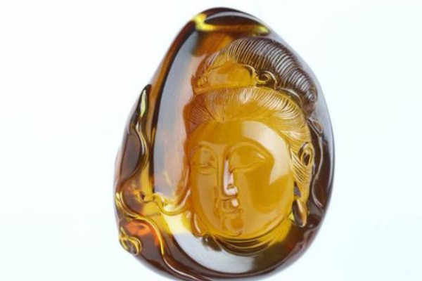 琥珀的功效和作用 琥珀對(duì)人體有哪些好處 琥珀的功效和作用 琥珀對(duì)人體有哪些好處