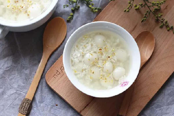 米酒可以下奶水嗎 米酒對(duì)女性有什么好處 米酒可以下奶水嗎 米酒對(duì)女性有什么好處