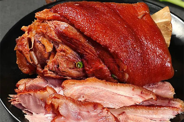 豬肘子要煮多久才能煮爛 豬肘子用什么鹵料最好吃 豬肘子要煮多久才能煮爛 豬肘子用什么鹵料最好吃