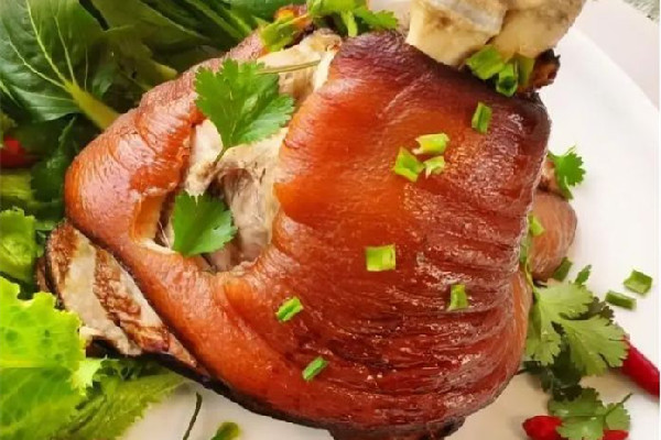 豬肘子有點(diǎn)味怎么處理 豬肘子有味道是壞了嗎 豬肘子有點(diǎn)味怎么處理 豬肘子有味道是壞了嗎