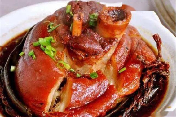 豬肘子可以補充膠原蛋白嗎 豬肘子對人體有哪些好處呢 豬肘子可以補充膠原蛋白嗎 豬肘子對人體有哪些好處呢