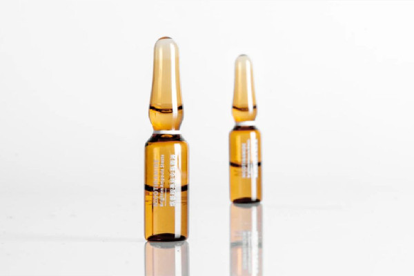 安瓶的功效和作用 安瓶真的能美白祛斑嗎 安瓶的功效和作用 安瓶真的能美白祛斑嗎