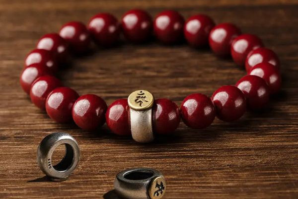 朱砂手鏈會不會越戴越亮 朱砂手鏈長時間佩戴有毒嗎 朱砂手鏈會不會越戴越亮 朱砂手鏈長時間佩戴有毒嗎