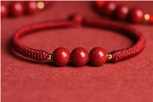 朱砂手串怎么清洗 朱砂手串怎么保養(yǎng)才發(fā)亮 朱砂手串怎么清洗 朱砂手串怎么保養(yǎng)才發(fā)亮