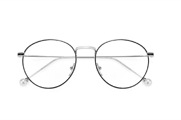 戴眼鏡有印痕怎么消除 戴眼鏡會(huì)不會(huì)把鼻梁壓塌 戴眼鏡有印痕怎么消除 戴眼鏡會(huì)不會(huì)把鼻梁壓塌