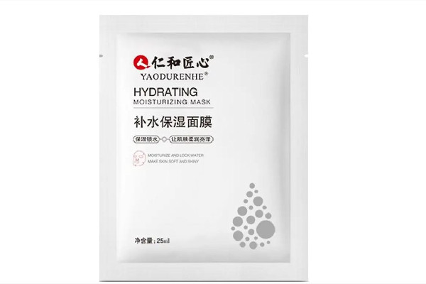 補(bǔ)水面膜有收縮毛孔的作用嗎 補(bǔ)水面膜有什么作用與功效 補(bǔ)水面膜有收縮毛孔的作用嗎 補(bǔ)水面膜有什么作用與功效