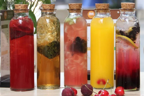 冷泡茶有茶多酚嗎 冷泡茶什么時候喝最好 冷泡茶有茶多酚嗎 冷泡茶什么時候喝最好