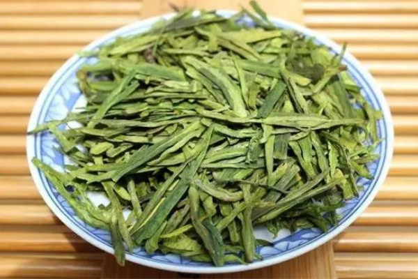 龍井茶和碧螺春茶哪個好 龍井茶屬于什么檔次 龍井茶和碧螺春茶哪個好 龍井茶屬于什么檔次